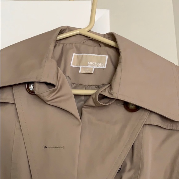 Michael Kors trench coat - Picture 2 of 3